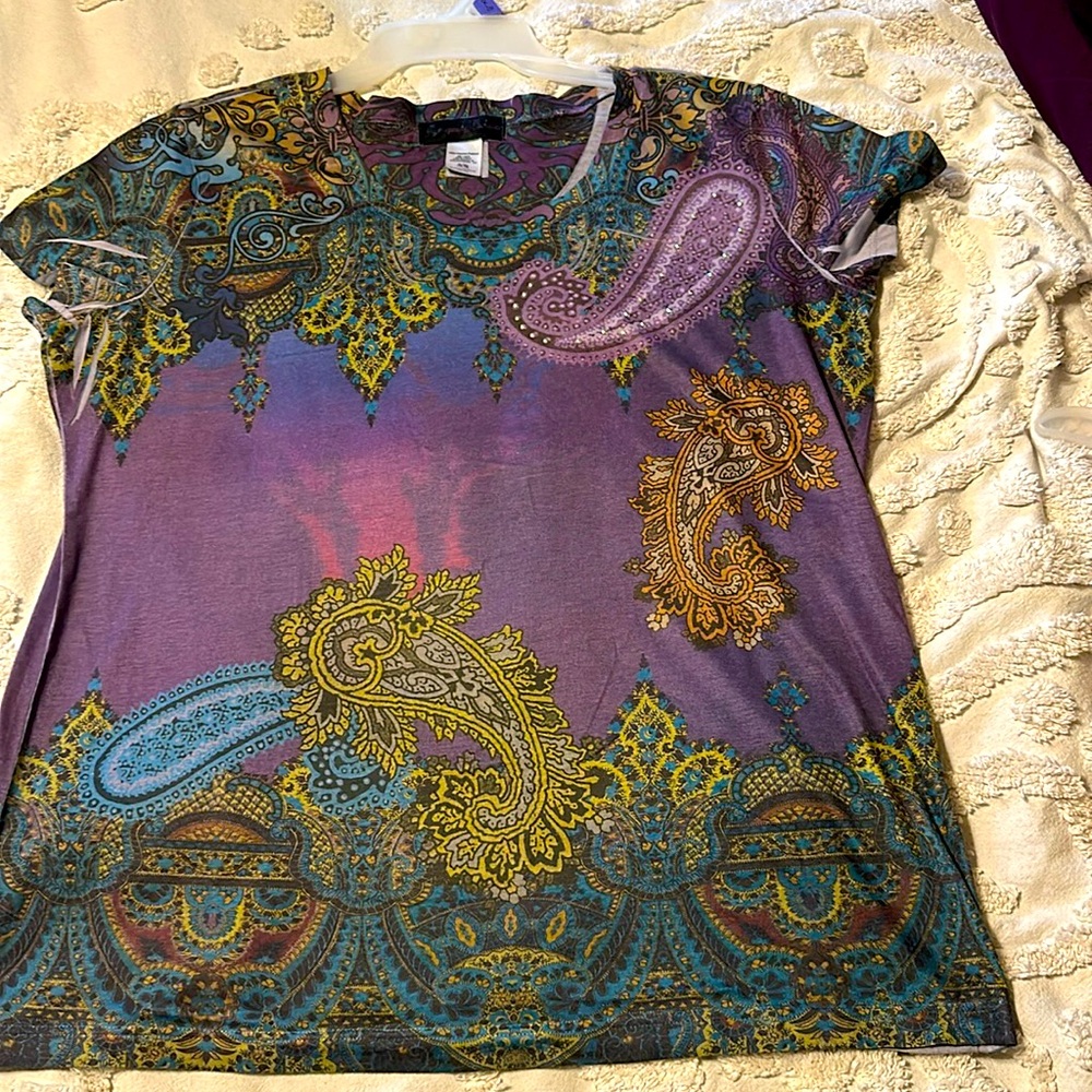 Appropriate Behavior Purple Paisley And Floral Tee Shirt  Size 16-18
